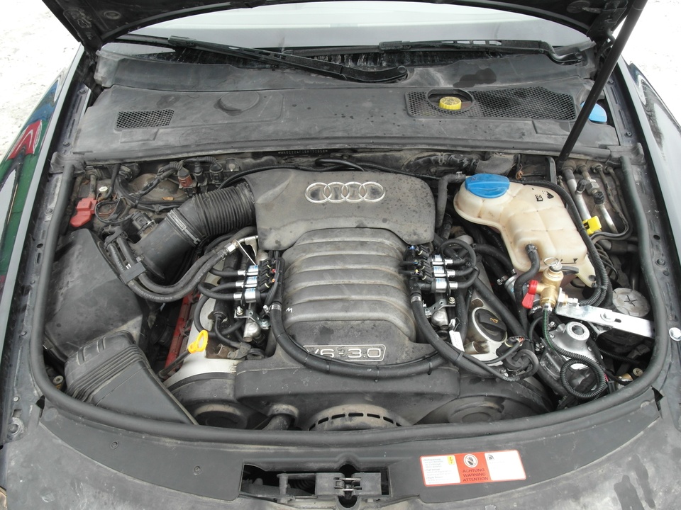 газовый баллон метан 80 литров в багажнике Audi A6