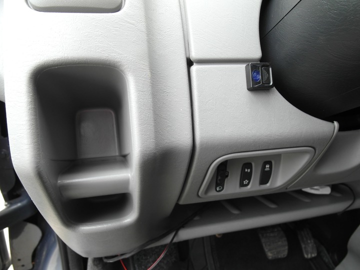 Дополнительная кнопка включения подогревателя, в том числе и с функцией догревателя, Opel Vivaro