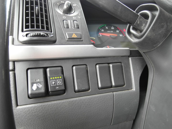 Кнопка переключения режимов работы газового оборудования, Volvo FM12