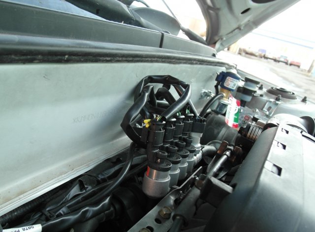 Подкапотная компоновка ГБО на Hyundai Elantra XD