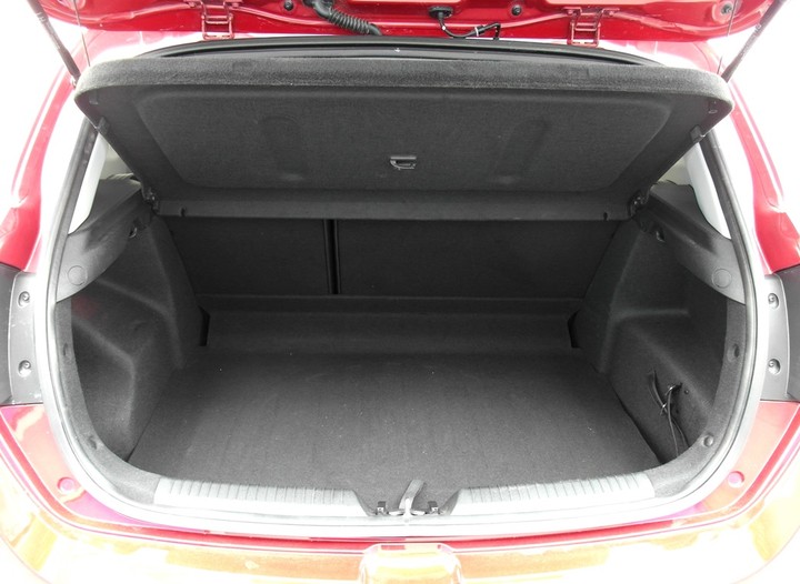 Багажник Kia Ceed JD с тороидальным баллоном 54 л под фальшполом