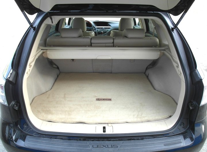 Багажник Lexus RX350 (AL10) с тороидальным баллоном 57 л под фальшполом в нише для запасного колеса (докатки)