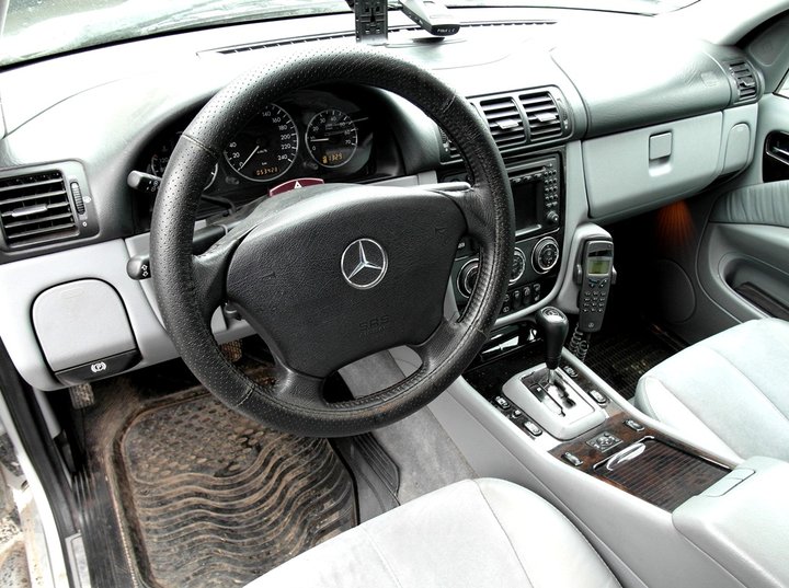 Салон Mercedes-Benz ML350 (W163)