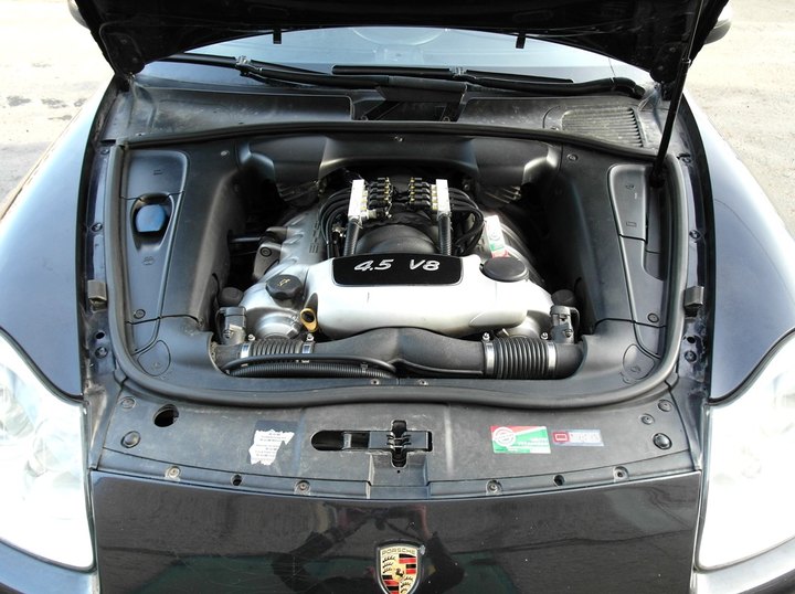 Подкапотная компоновка, Porsche Cayenne S 955, двигатель M 48.00, 8-цилиндровый, V-образный, атмосферный, 4.5 л