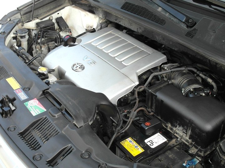 подкапотная компоновка ГБО BRC Sequent Plug&Drive, Toyota Highlander