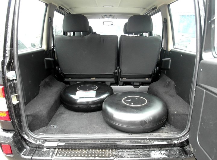 Багажник УАЗ Патриот с системой из двух тороидальных газовых баллонов каждый по 46 л