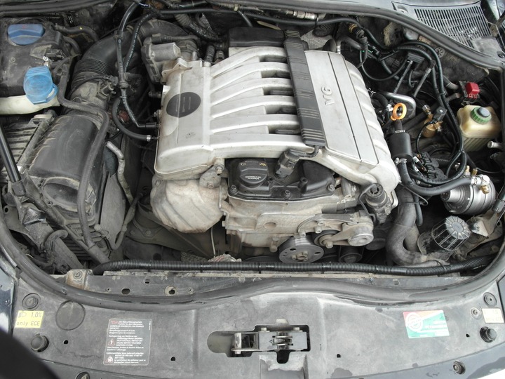Подкапотная компоновка ГБО, двигатель BHK с непосредственным впрыском, VW Touareg