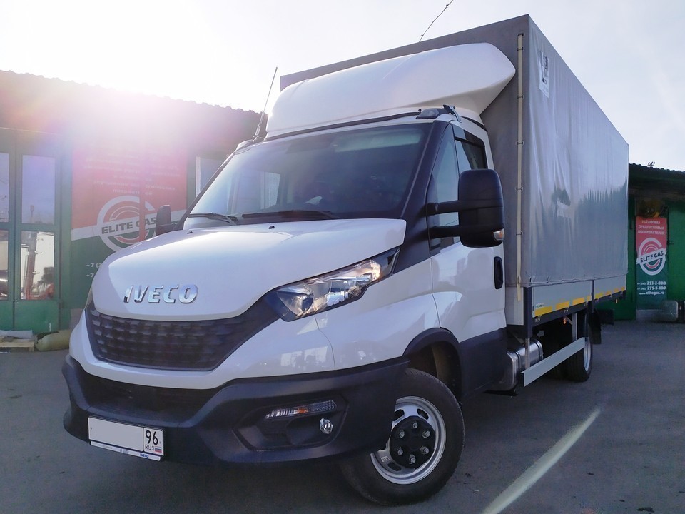 Iveco Daily 2021, установка пневмоподвески, вид спереди