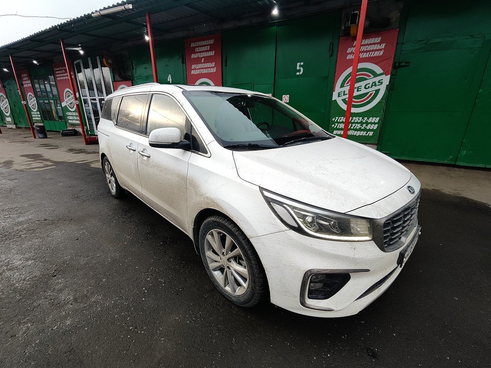 Kia Carnival установка предпускового подогревателя Бинар-5S