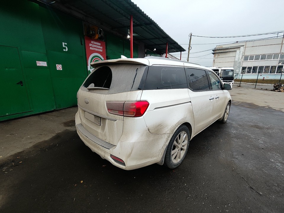 Kia Carnival установка автономного предпускового подогревателя двигателя