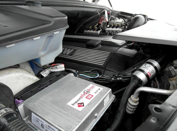 Подкапотная компоновка ГБО BRC Sequent Plug&Drive, BMW X5 E53