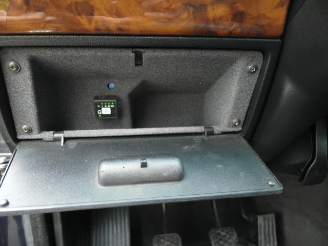 Кнопка индикации уровня и переключения режимов работы ГБО BMW 520 E34 M50 MT
