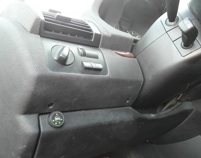 BMW X5 (E53), Кнопка переключения и индикации режимов работы ГБО