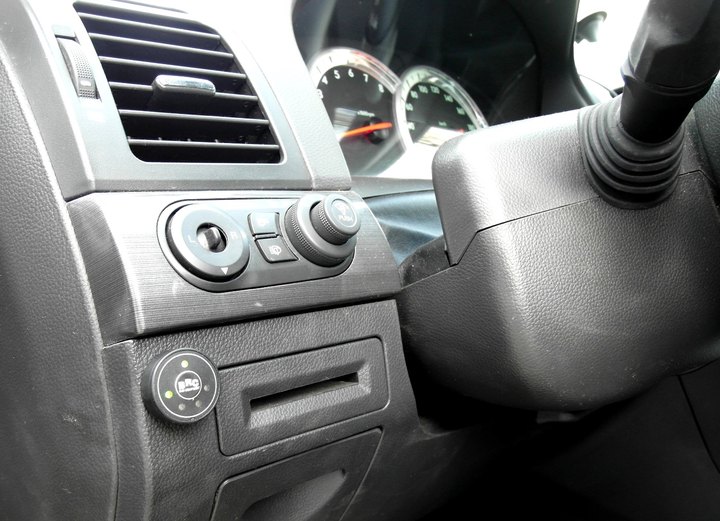 Кнопка переключения и индикации режимов работы ГБО BRC Sequent Plug&Drive CNG с указателем уровня топлива, Chevrolet Captiva (C100)