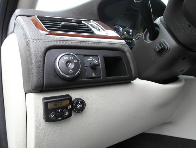 кнопка переключения и индикации режимов работы ГБО на Cadillac Escalade L92 Vortec V8