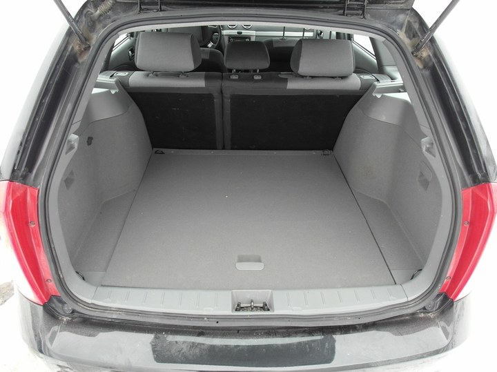 Багажник Chevrolet Lacetti с тороидальным газовым баллоном 42 л под полом