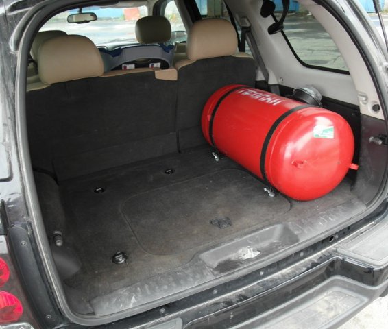 Багажник Chevrolet TrailBlazer GMT360 с цилиндрическим газовым баллоном 103 л