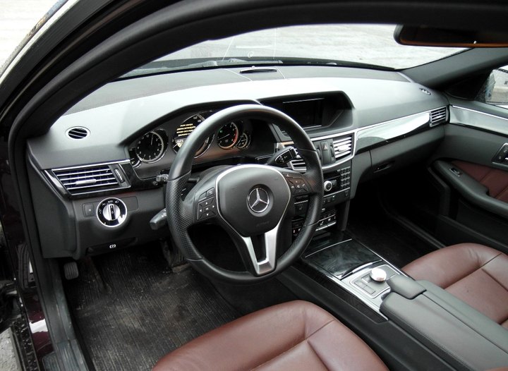 Салон Mercedes-Benz E200 CGI (W212)