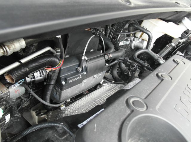 установка предпускового подогревателя двигателя, Eberspacher Hydronic B4WSC, Kia Sportage 2.0