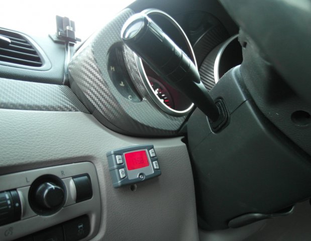 Subaru B9 Tribeca, Пульт управления подогревателем Eberspacher, EasyStart T с недельным таймером