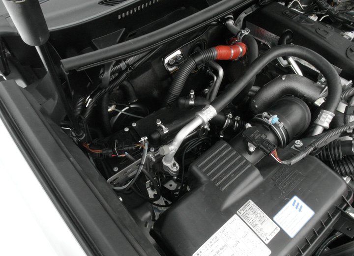Установка предпускового подогревателя двигателя Eberspacher Hydronic D5W S на Toyota Land Cruiser Prado 150, двигатель 1KD-FTV