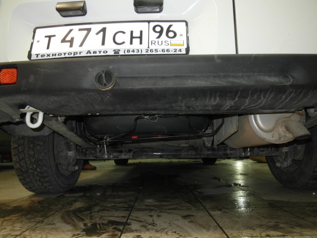 Расположение газового баллона и заправочного устройства на Fiat Doblo