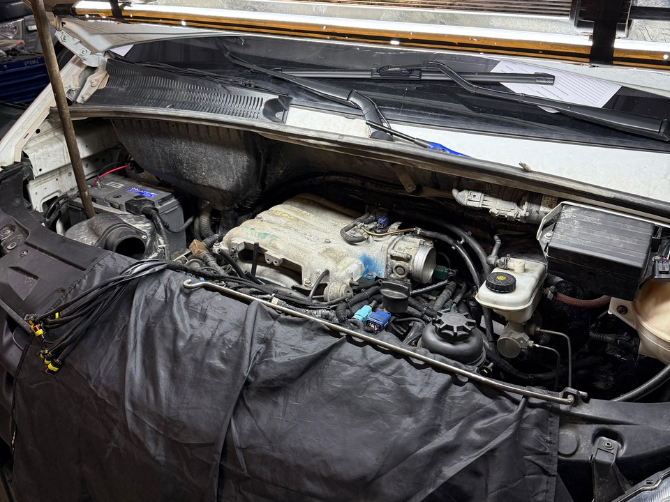 Подкапотная компоновка 