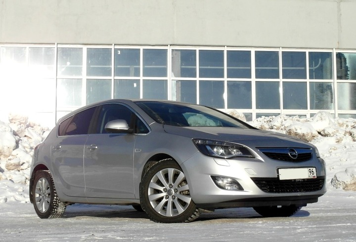 Opel Astra (J), двигатель A16XER (LDE), бензиновый, 4-цилиндровый, рядный, объем 1.6 л, 116 л.с.