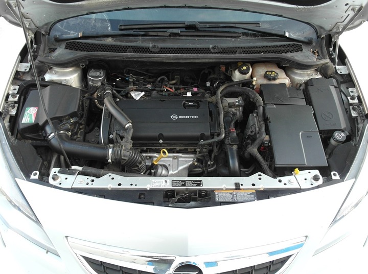 Подкапотная компоновка, двигатель A16XER (LDE), бензиновый, 4-цилиндровый, рядный, 1.6 л, 116 л.с., Opel Astra (J)