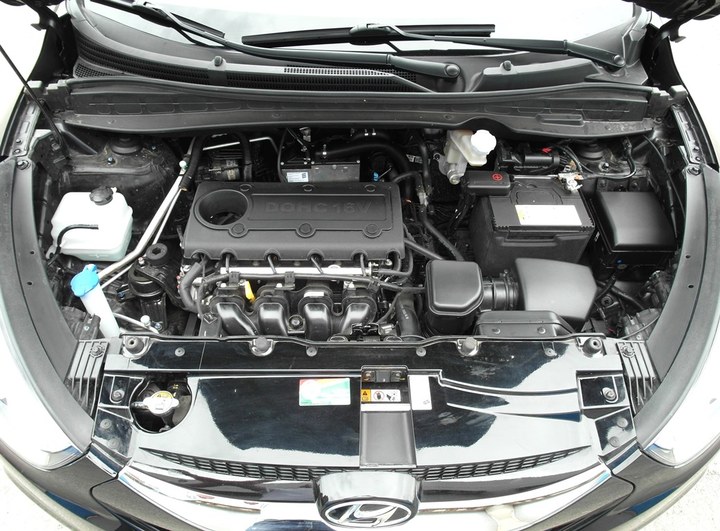 Установка предпускового подогревателя Eberspacher Hydronic D4W S на Hyundai ix35, двигатель Theta II