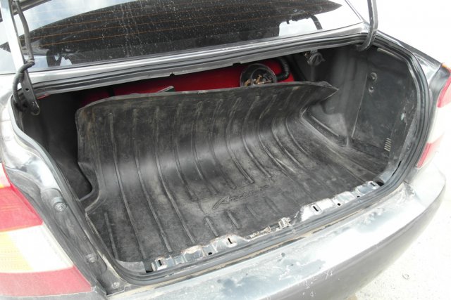 Багажник Hyundai Accent LC с цилиндрическим баллоном 60 л