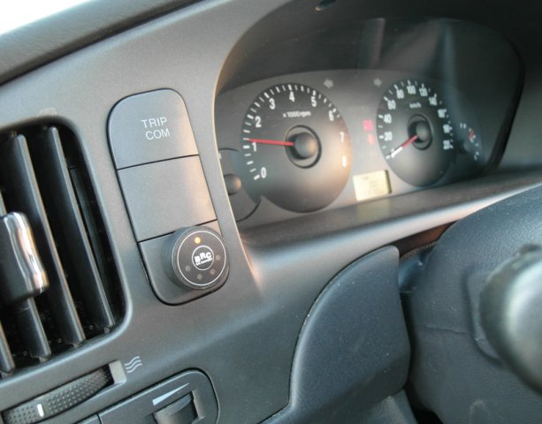 Кнопка переключения и индикации режимов работы ГБО на Hyundai Elantra XD