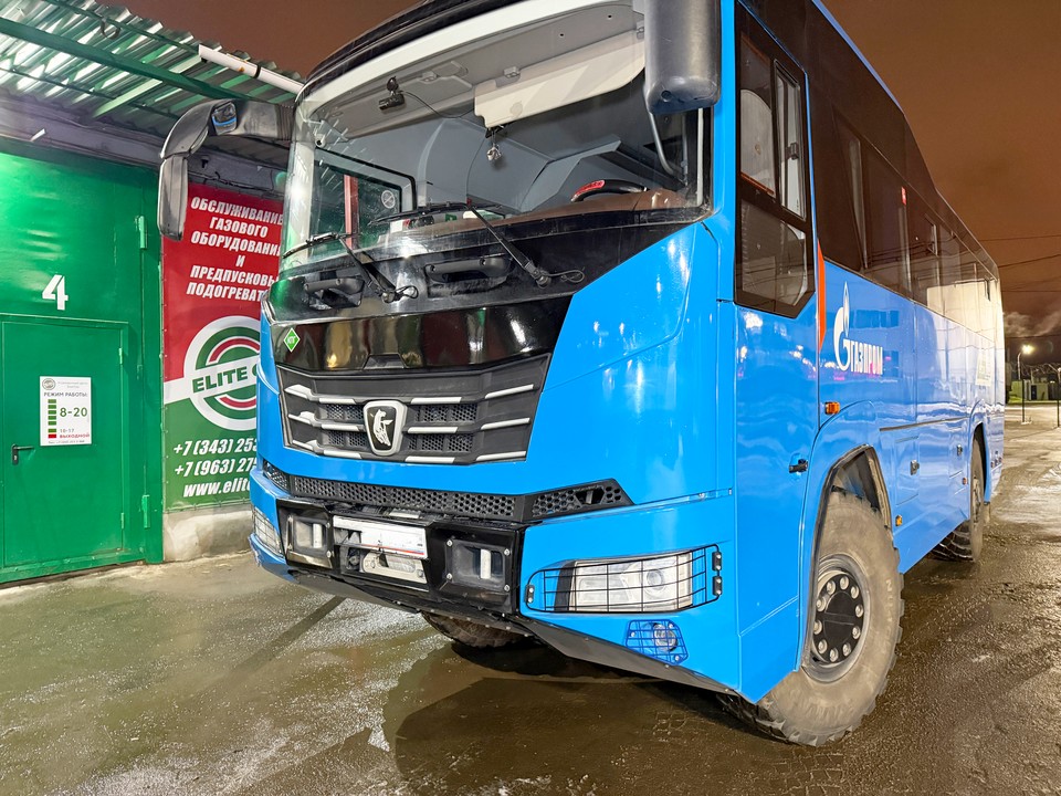 Камаз 6250 5Р вахтовый полноприводный автобус