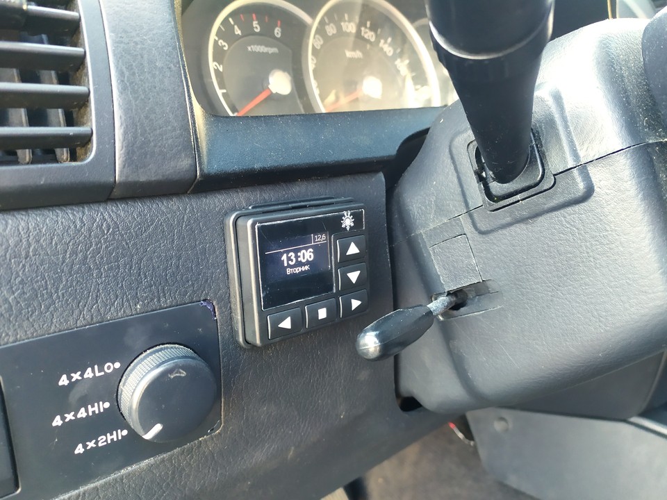 Пульт-таймер подогревателя Бинар-5S в салоне Kia Sorento (BL)