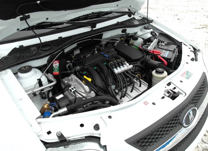 Подкапотная компоновка ГБО BRC Sequent Plug&Drive CNG (сжатый природный газ), двигатель Renault K4M, Lada Largus (RF90)