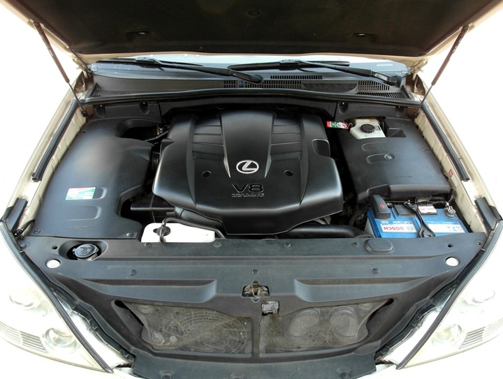 Подкапотная компоновка, двигатель 2UZ-FE, Lexus GX470 (J120)