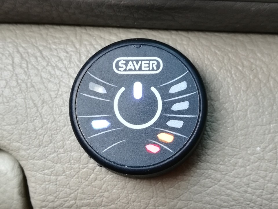 Кнопка переключения и индикации режимов работы ГБО OMVL SAVER с указателем уровня газа на передней панели