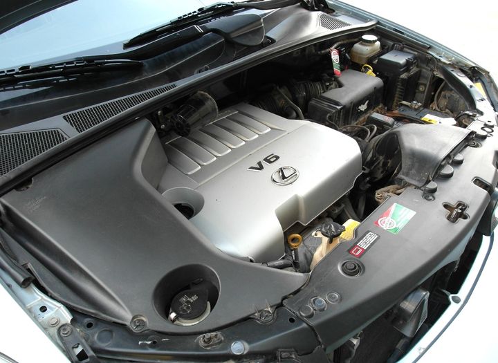 Подкапотная компоновка ГБО BRC, Lexus RX 350 (XU30)