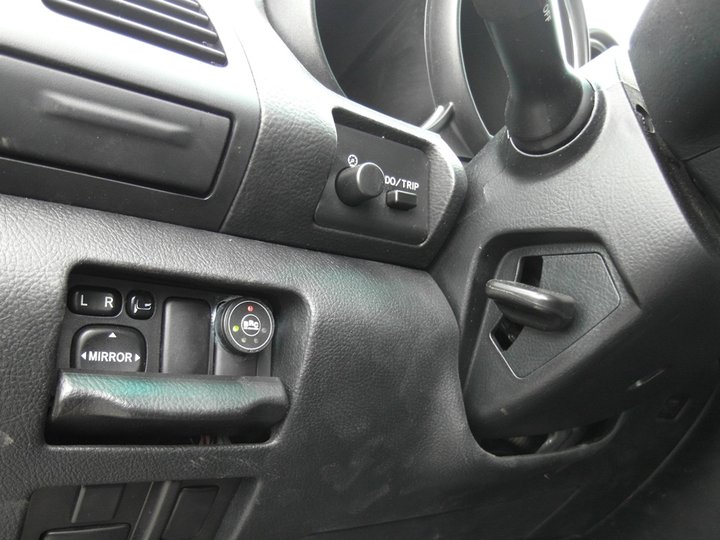 Кнопка переключения и индикации режимов работы ГБО с указателем уровня топлива, Lexus RX350
