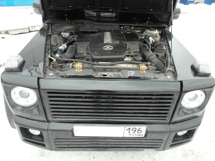 Подкапотная компоновка, двигатель M113 E50, Mercedes-Benz G500