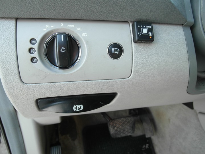 Кнопка переключения режимов работы ГБО AEB с индикацией уровня газа в баллоне, Mercedes Benz ML350 W164