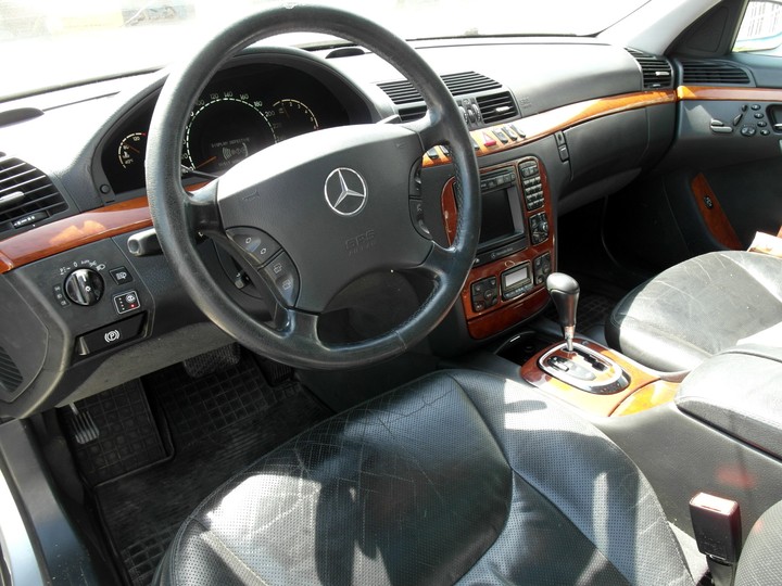 Салон Mercedes Benz S320