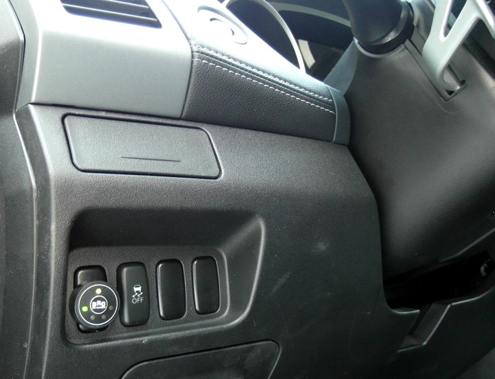 Кнопка переключения и индикации режимов работы ГБО BRC Sequent Plug&Drive с указателем уровня топлива, Mitsubishi Outlander XL