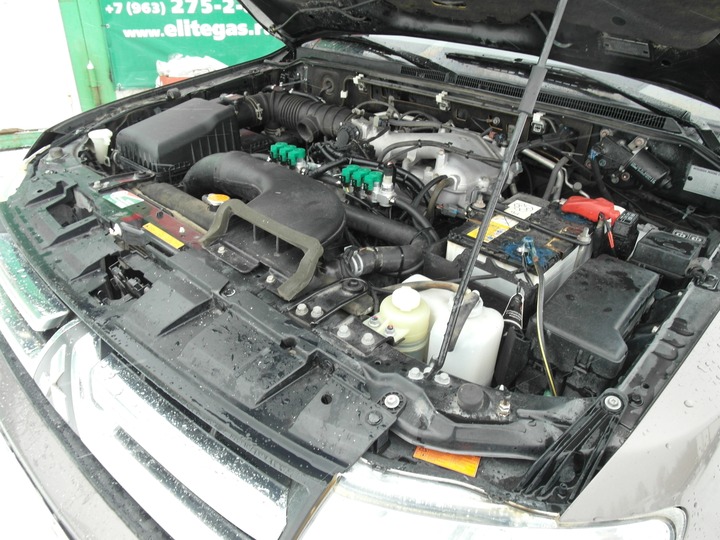 Подкапотная компоновка, двигатель 6G72, 6-цилиндровый, ГБО Zavoli, Mitsubishi Pajero IV