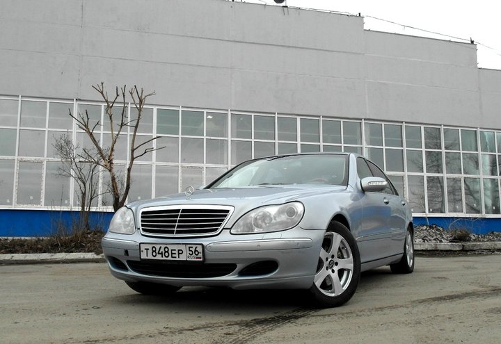 Mercedes-Benz S500 (W220), двигатель М113 E50, 8-цилиндровый, V-образный, объем 5 л, 306 л.с.