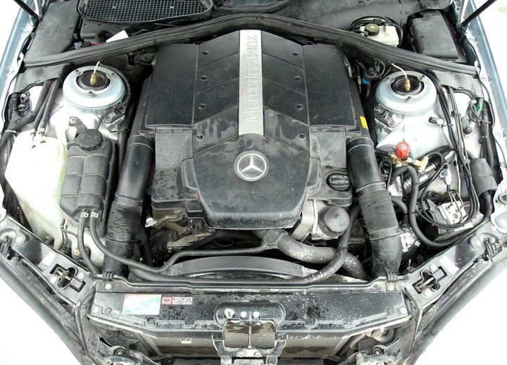 Подкапотная компоновка ГБО Mercedes-Benz S500 (W220)