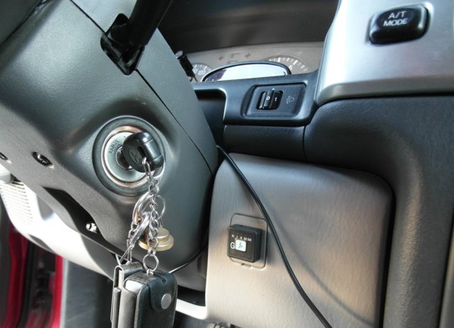 Кнопка переключения и индикации режимов работы ГБО Mitsubishi Pajero Sport (K90) V6, 3.0