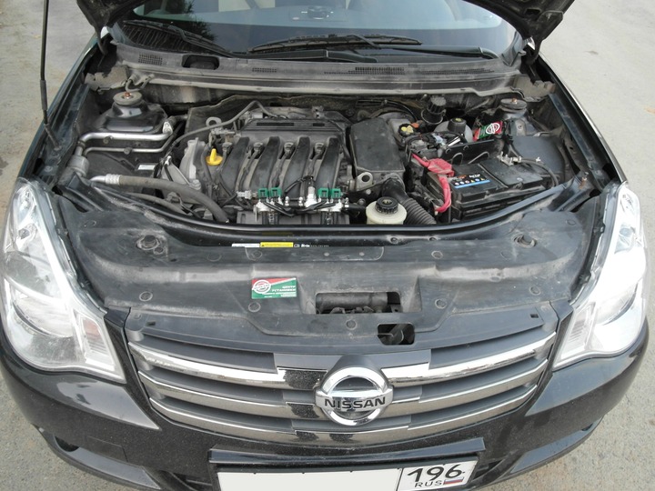 Подкапотная компоновка, двигатель Renault K4M, 4 цилиндра, 1.6 л, Nissan Almera N17