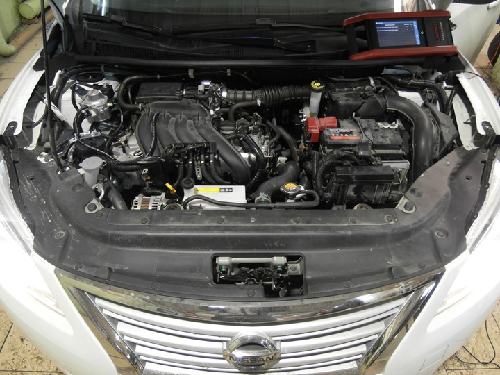 Подкапотная компоновка, двигатель 4-цилиндровый, 1.6 л, 117 л.с., ГБО Lovato, Nissan Sentra