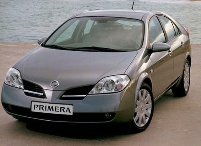 Общий вид спереди Nissan Primera 2.0 CVT